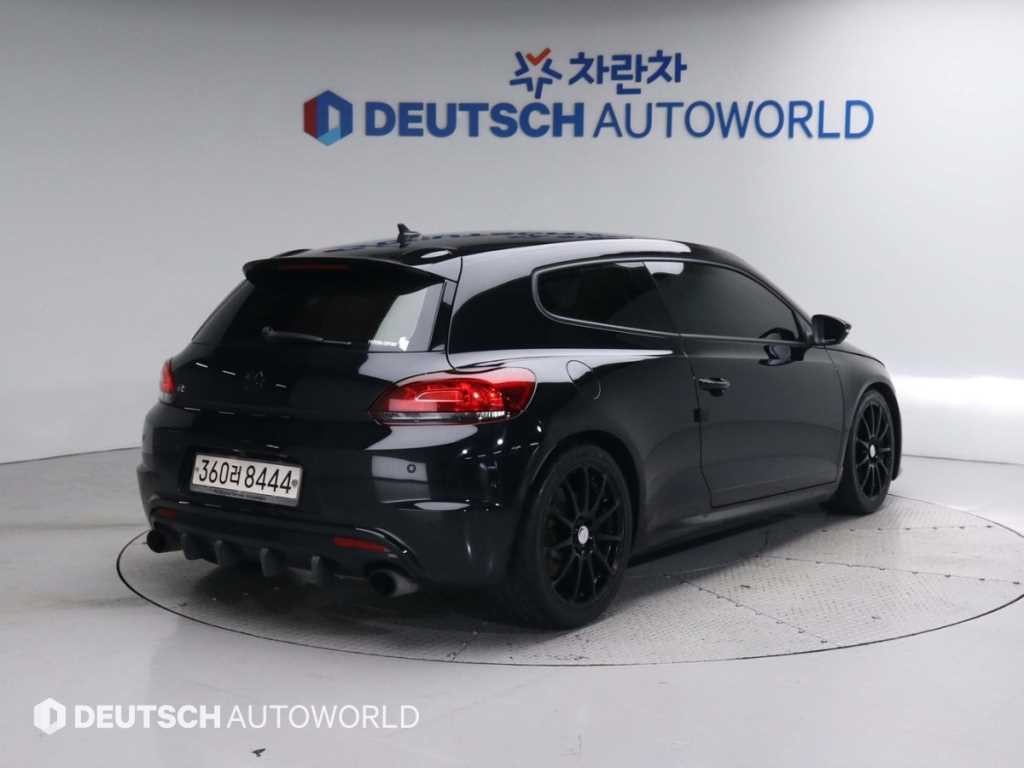 폭스바겐 시로코 2.0 TSI R 이미지 2