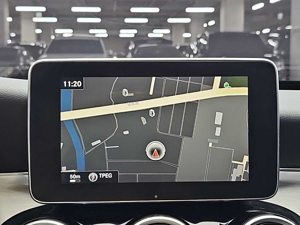 벤츠 C 클래스 C클래스 W205 C200 아방가르드 이미지 15