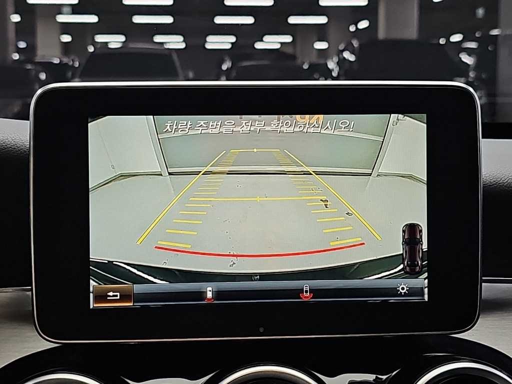 벤츠 C 클래스 C클래스 W205 C200 아방가르드 이미지 16
