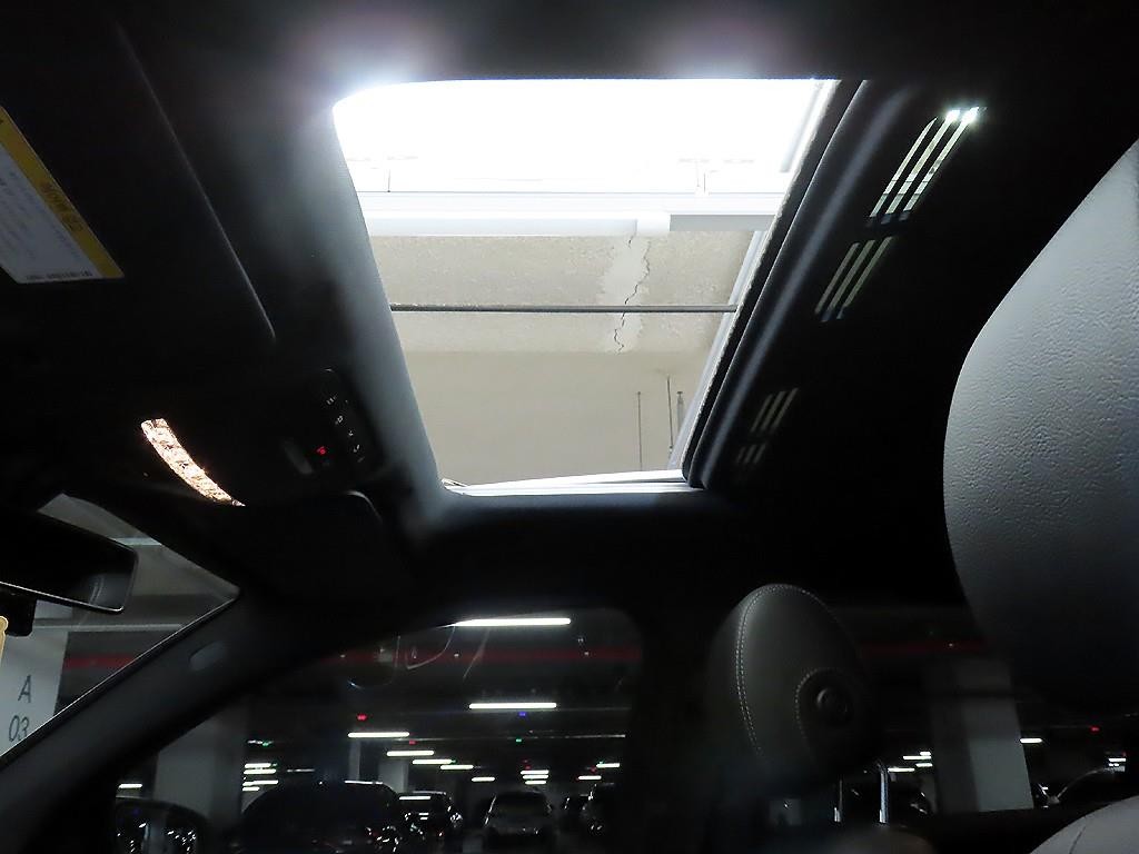 벤츠 GLC 클래스 GLC클래스 X253 GLC 300 4MATIC 쿠페 이미지 15