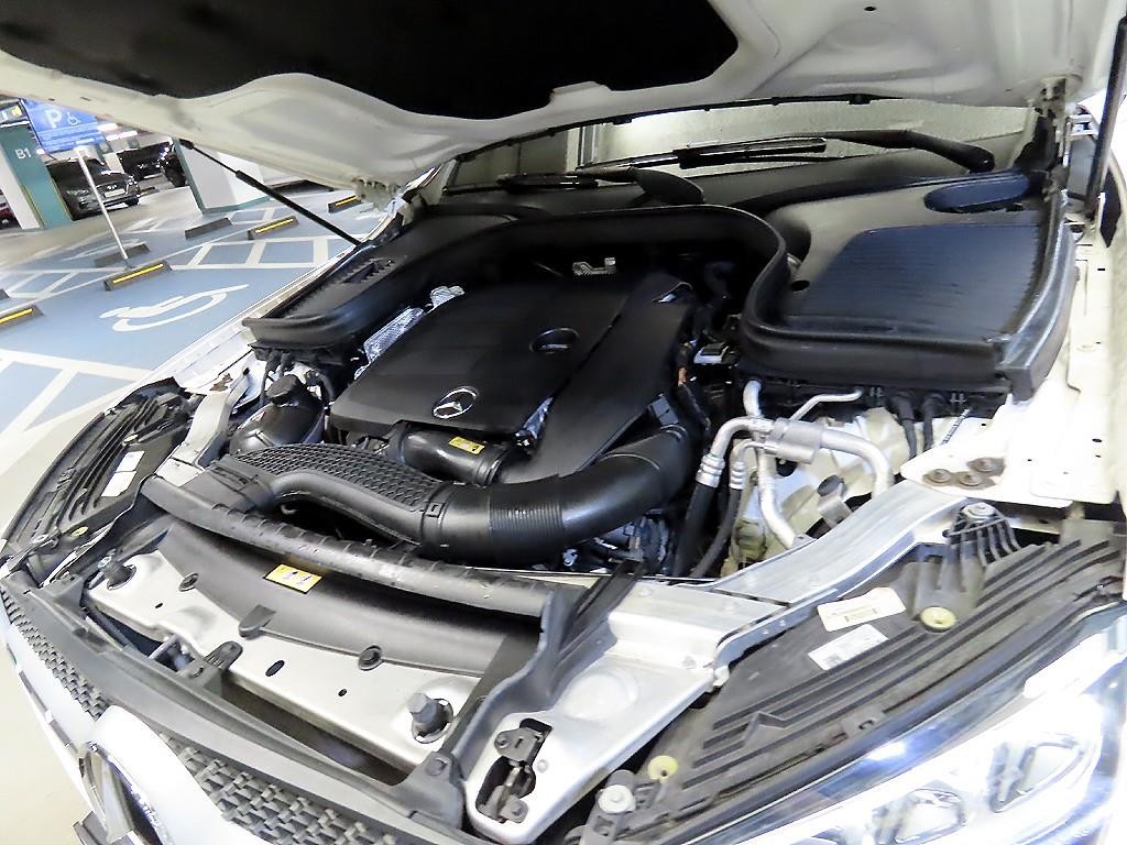 벤츠 GLC 클래스 GLC클래스 X253 GLC 300 4MATIC 쿠페 이미지 19