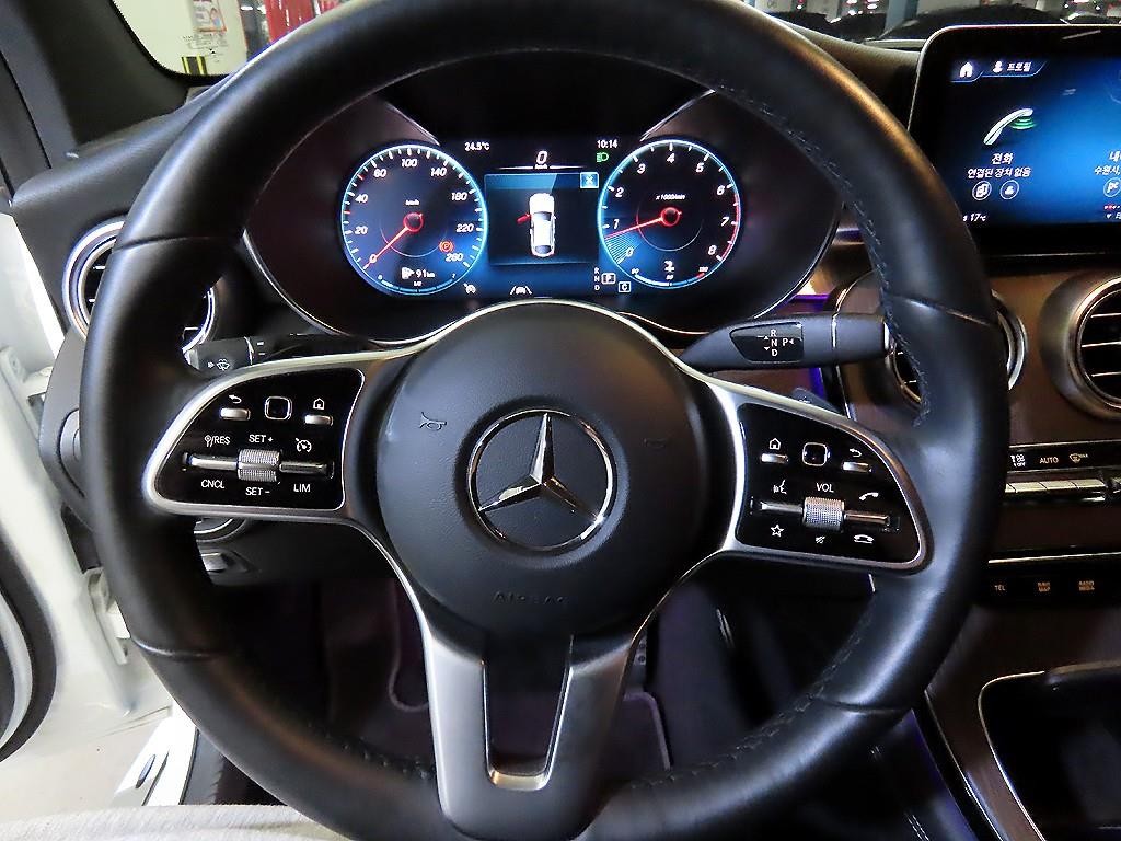 벤츠 GLC 클래스 GLC클래스 X253 GLC 300 4MATIC 쿠페 이미지 8