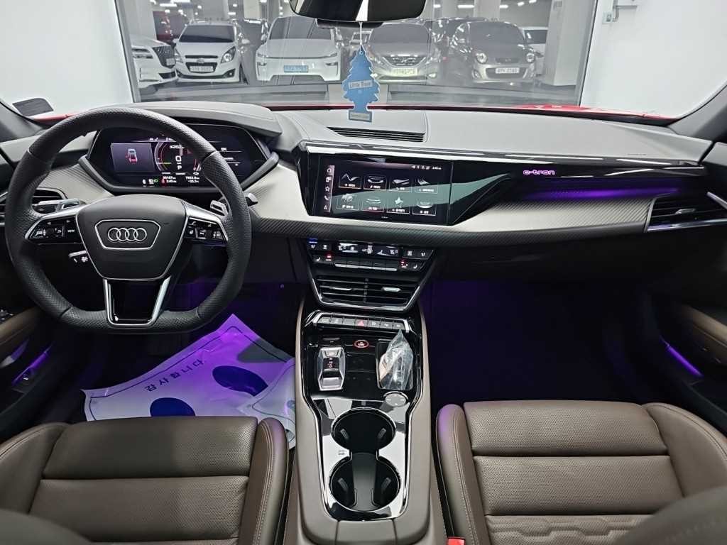 아우디 e-트론 GT GT 콰트로 프리미엄 이미지 8