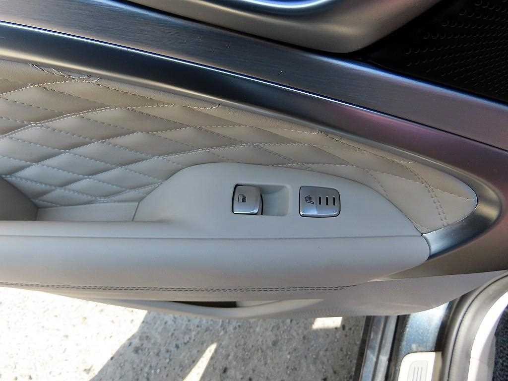 제네시스 G70 2.0T AWD 슈프림 이미지 16