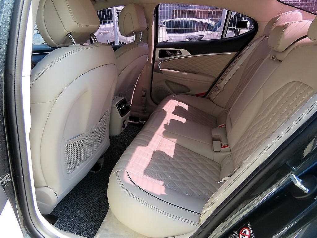 제네시스 G70 2.0T AWD 슈프림 이미지 7