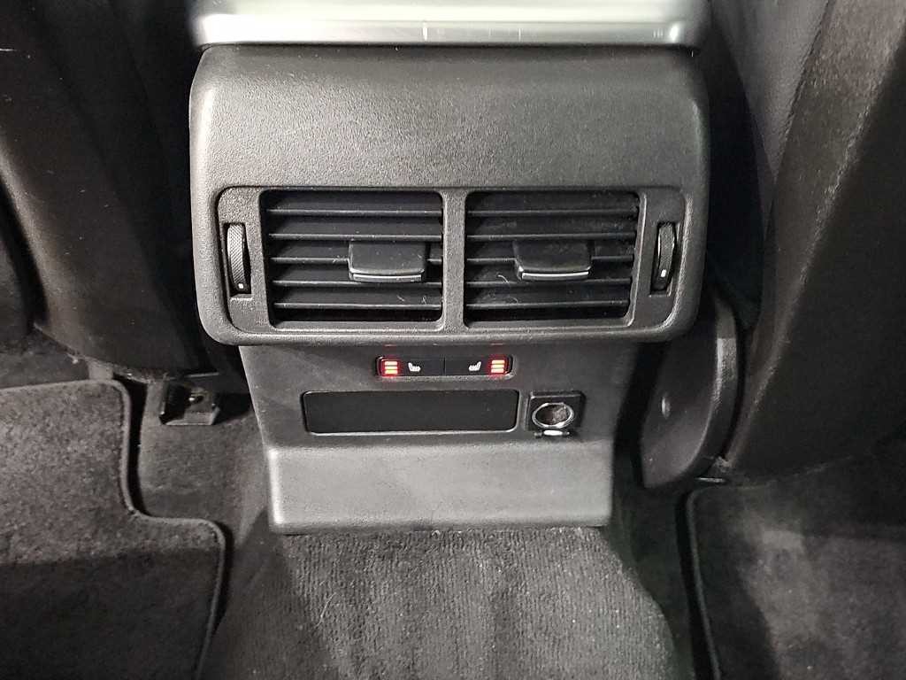 랜드로버 레인지로버 벨라 2.0 D240 R-다이나믹 SE 이미지 13