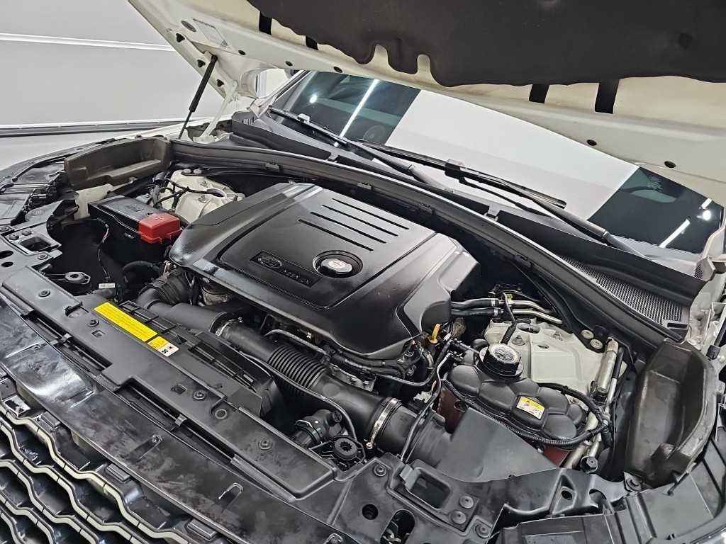 랜드로버 레인지로버 벨라 2.0 D240 R-다이나믹 SE 이미지 5