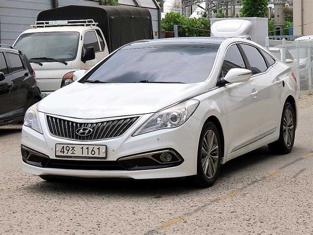 현대 그랜저 그랜저 HG HG220 PREMIUM 이미지 2
