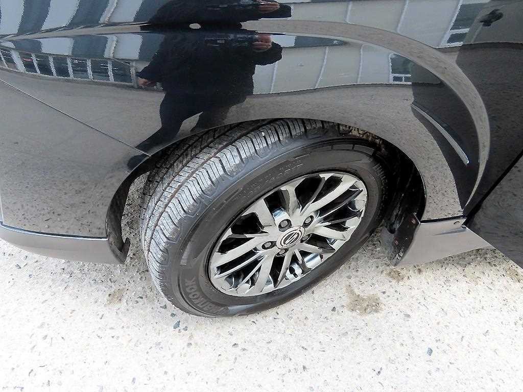 KG모빌리티(쌍용) 코란도 코란도투리스모 4WD 샤토 11인승 이미지 20