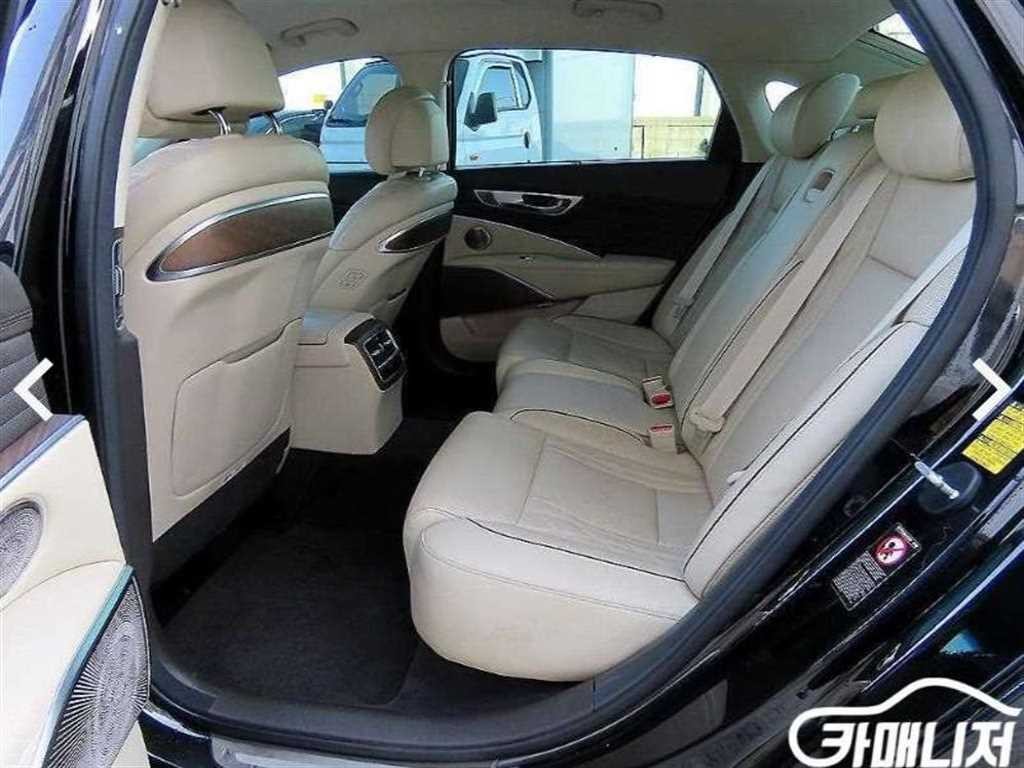 기아 K9 더 K9 3.8 GDI AWD 그랜드 플래티넘 이미지 7