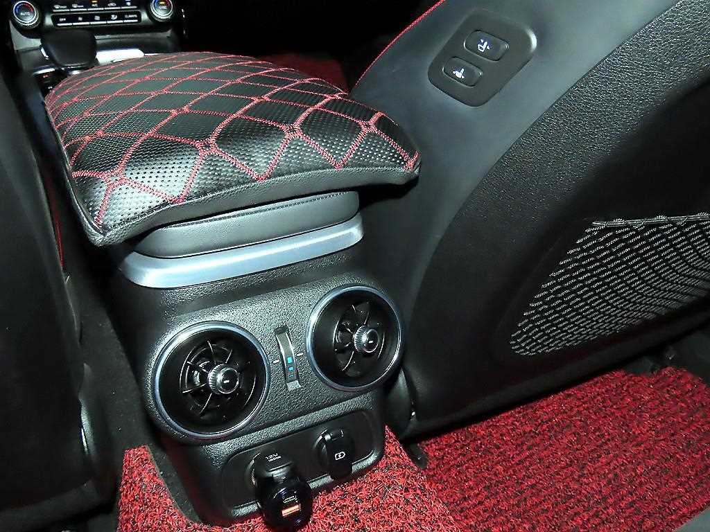 기아 스팅어 스팅어 마이스터 AWD 3.3 GT 아크로 에디션 이미지 15