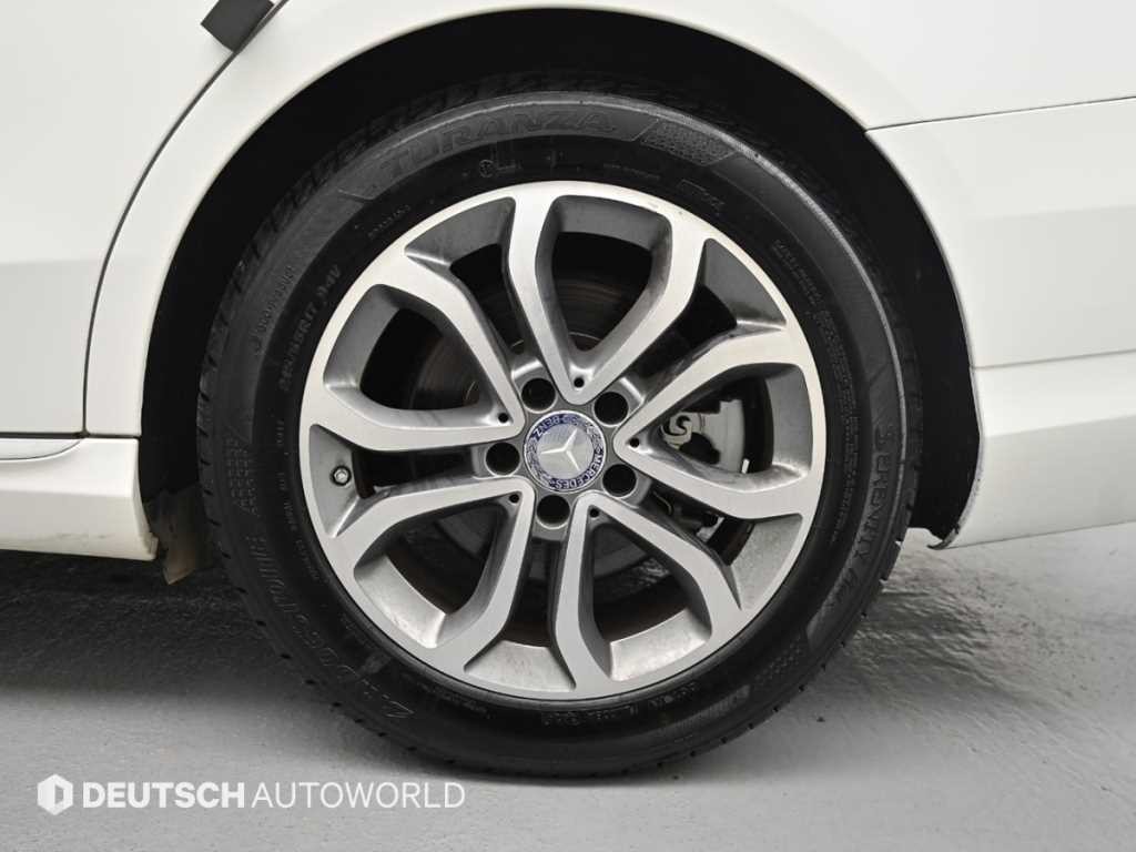 벤츠 C 클래스 C클래스 W205 C220 d 아방가르드 이미지 5