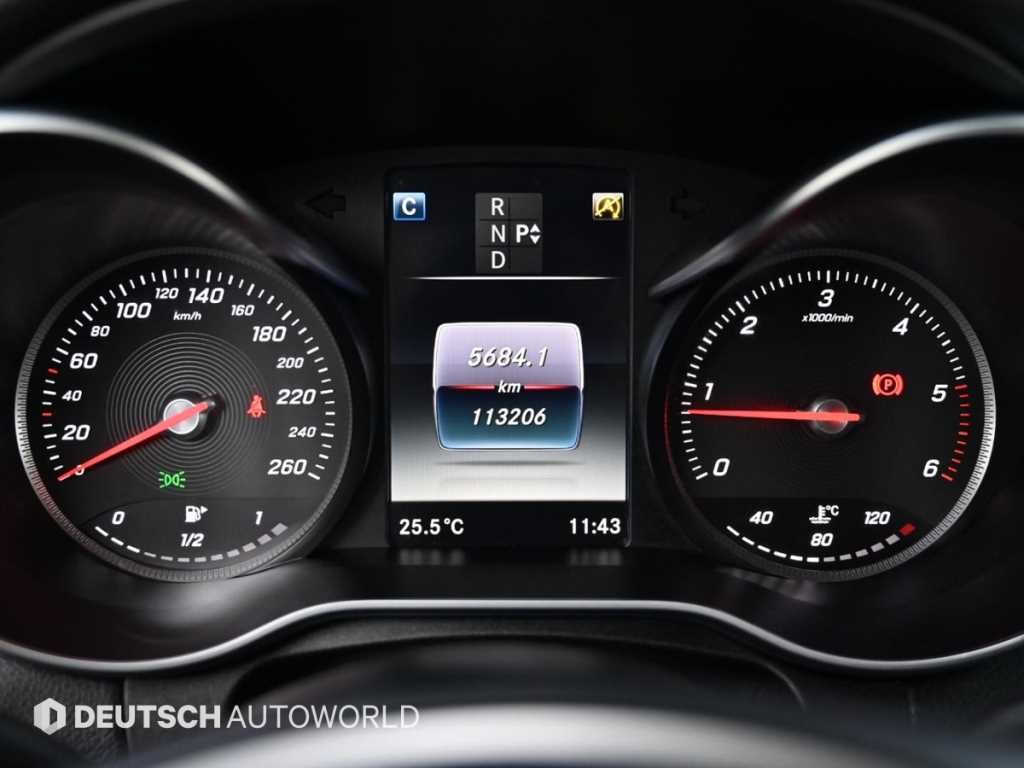 벤츠 C 클래스 C클래스 W205 C220 d 아방가르드 이미지 8