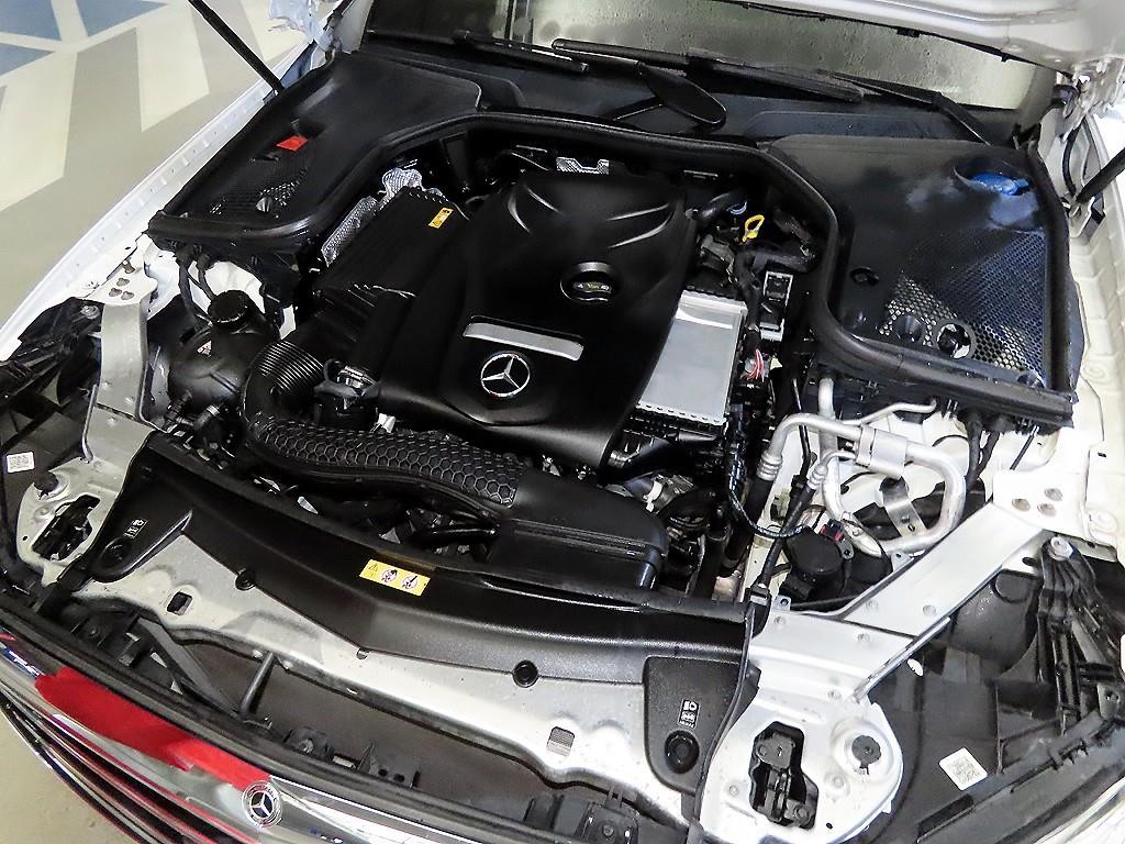 벤츠 E 클래스 E-클래스 W213 E300 4MATIC 익스클루시브 이미지 19