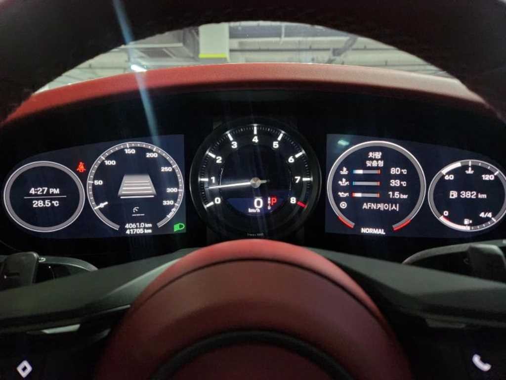 포르쉐 911 911(992) 카레라 4 카브리올레 이미지 5
