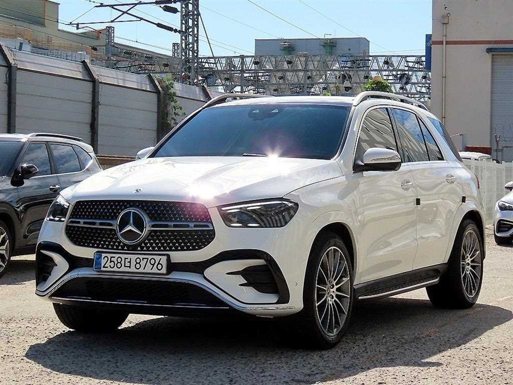 벤츠 GLE 클래스 GLE 클래스 W167 GLE 450 4MATIC 이미지 2