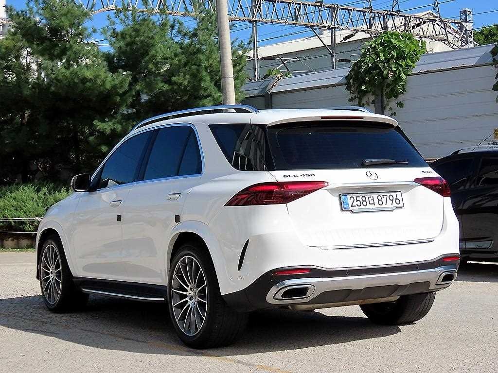 벤츠 GLE 클래스 GLE 클래스 W167 GLE 450 4MATIC 이미지 3