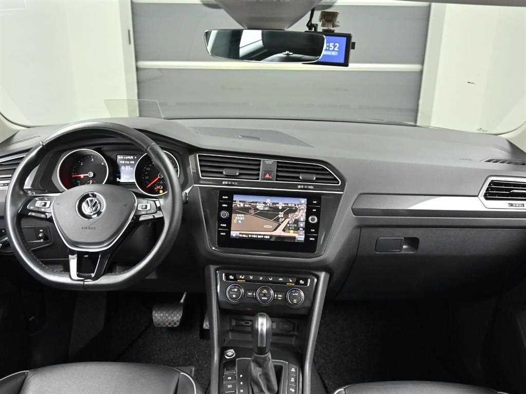 폭스바겐 티구안 티구안(2세대) 2.0 TDI 프레스티지 이미지 7