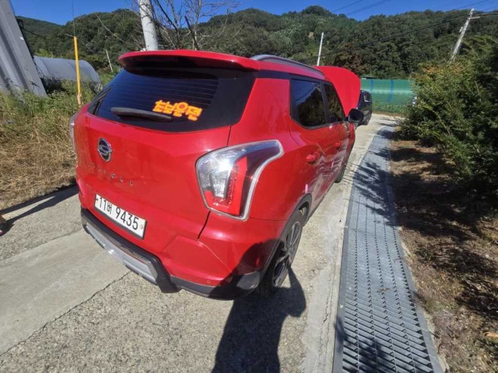 KG모빌리티(쌍용) 티볼리 가솔린 2WD 1.6 LX 최고급형 이미지 2