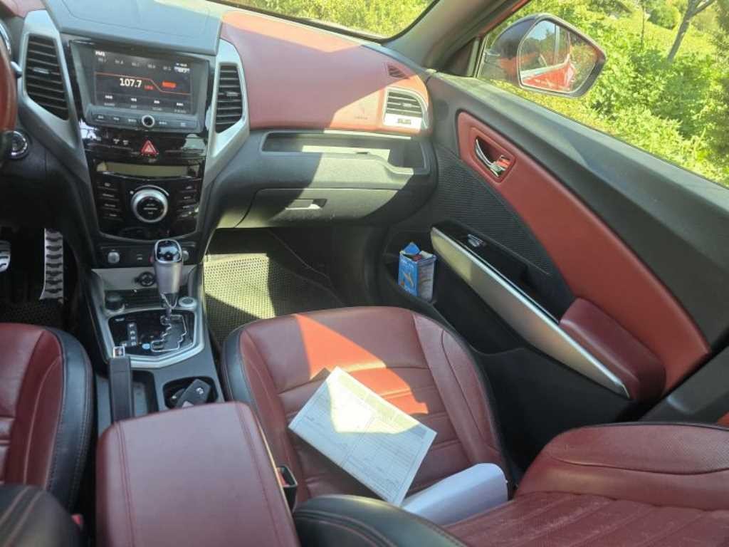 KG모빌리티(쌍용) 티볼리 가솔린 2WD 1.6 LX 최고급형 이미지 8