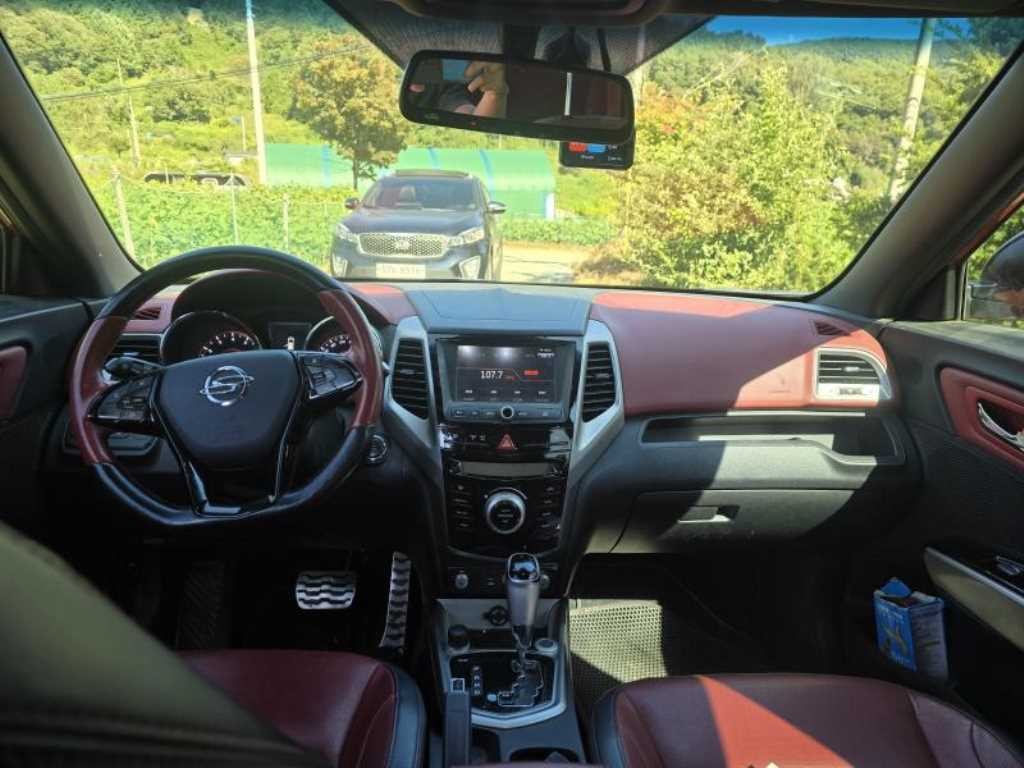 KG모빌리티(쌍용) 티볼리 가솔린 2WD 1.6 LX 최고급형 이미지 9