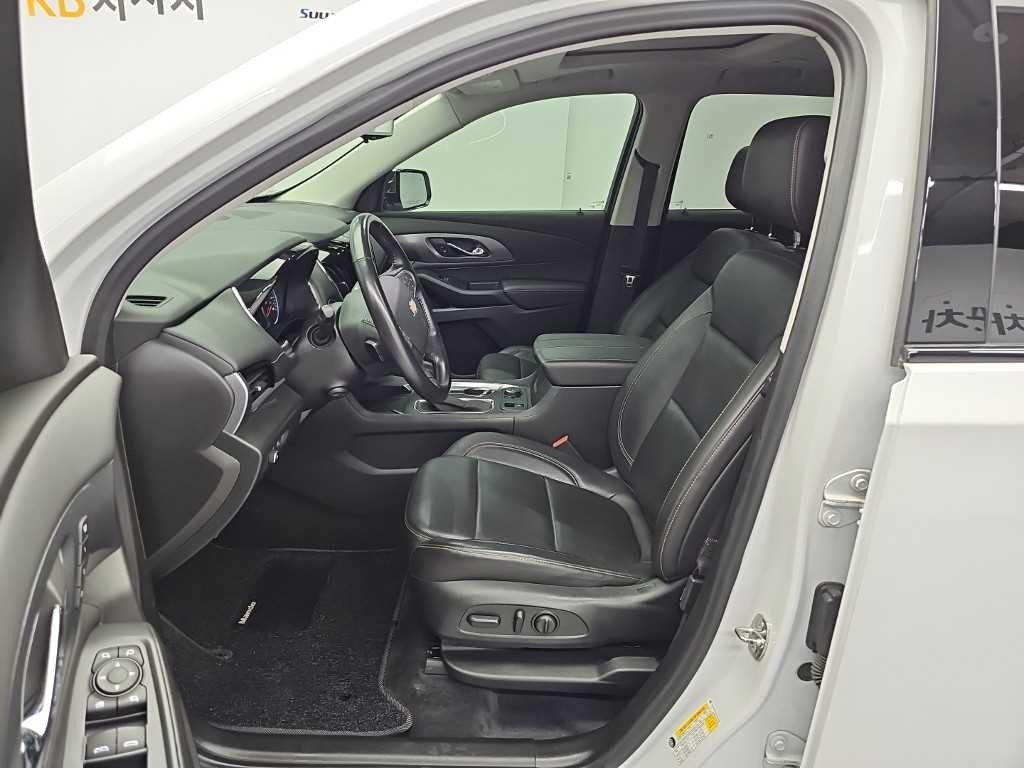 쉐보레 트래버스 3.6 AWD 레드라인 이미지 11