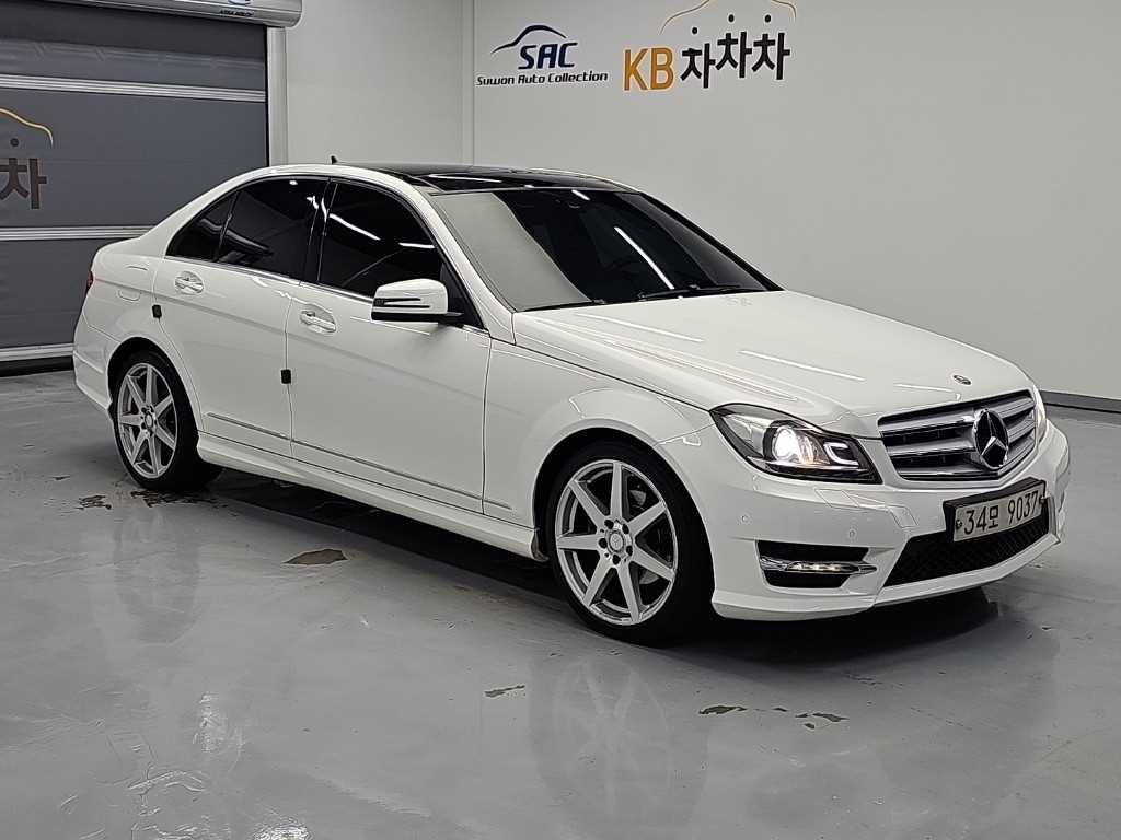 벤츠 C 클래스 C클래스 W204 C200 CGI 아방가르드 스타일패키지 이미지 4
