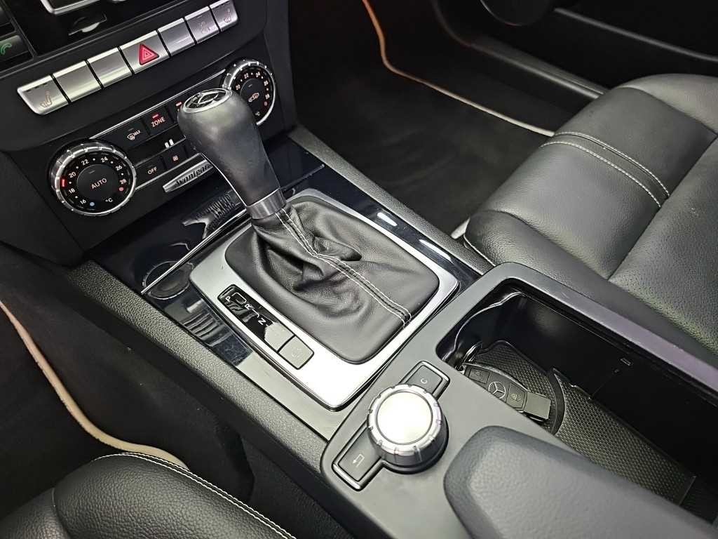 벤츠 C 클래스 C클래스 W204 C200 CGI 아방가르드 스타일패키지 이미지 8