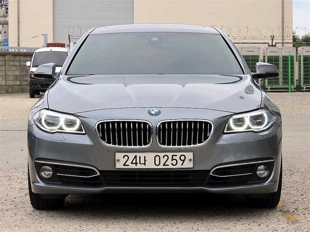 BMW 5시리즈 5시리즈 (F10) 528i 럭셔리 이미지 2