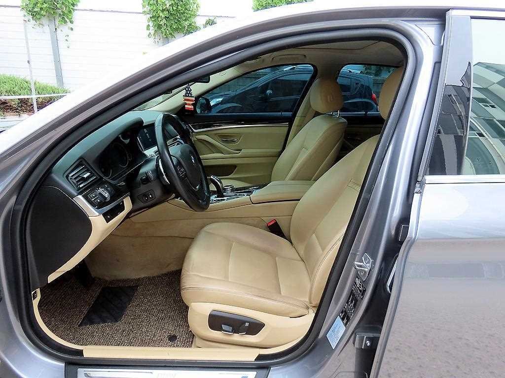 BMW 5시리즈 5시리즈 (F10) 528i 럭셔리 이미지 5