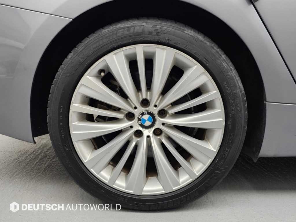 BMW 그란투리스모 5시리즈 GT (F07) GT 30d xDRIVE 이미지 5