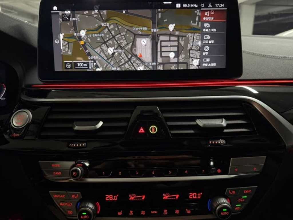 BMW 5시리즈 5시리즈 (G30) 520i 럭셔리 이미지 10
