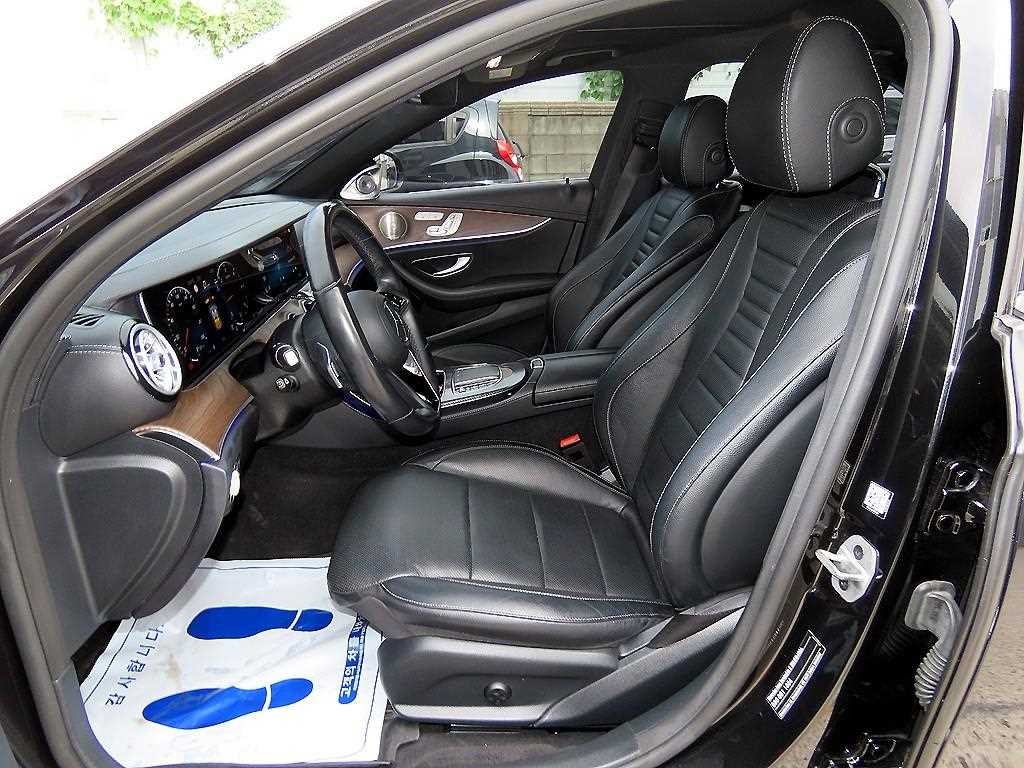 벤츠 E 클래스 E-클래스 W213 E220d 4MATIC 익스클루시브 이미지 5