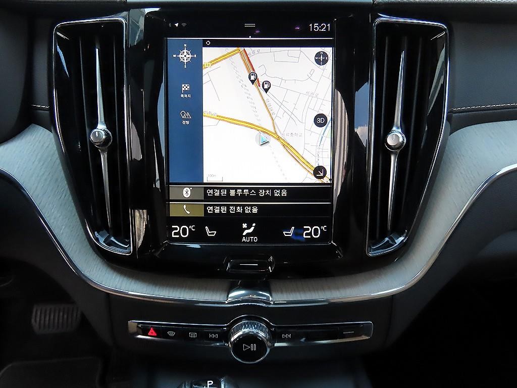 볼보 XC60 XC60(2세대) D4 AWD 인스크립션 이미지 13