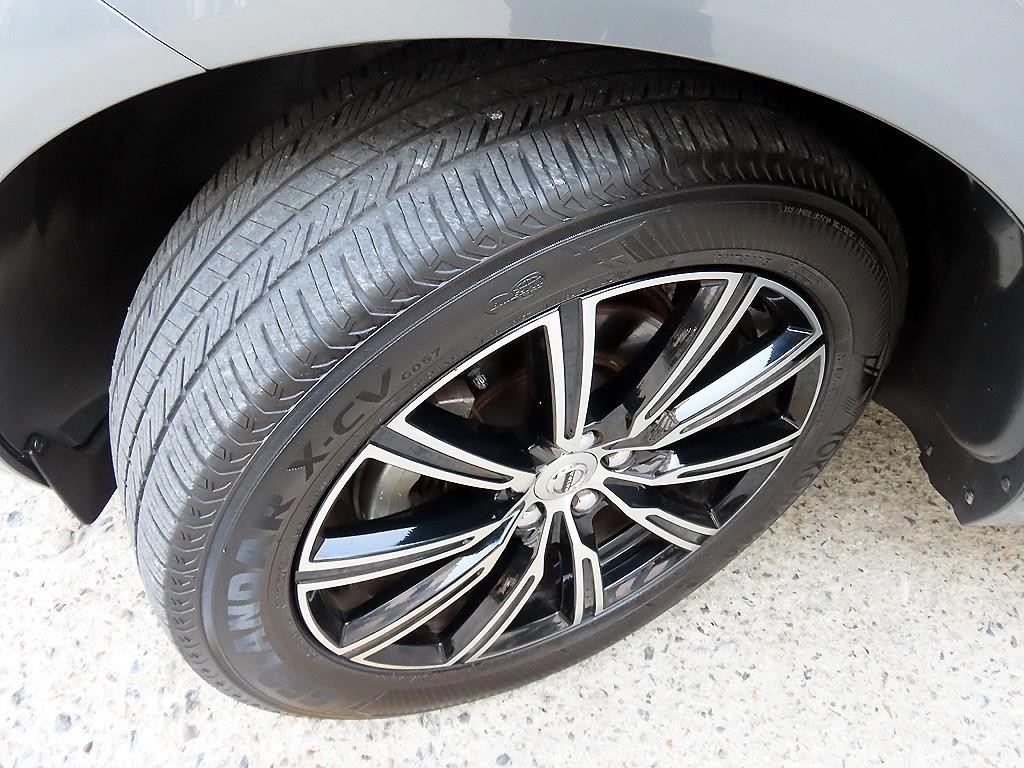 볼보 XC60 XC60(2세대) D4 AWD 인스크립션 이미지 20
