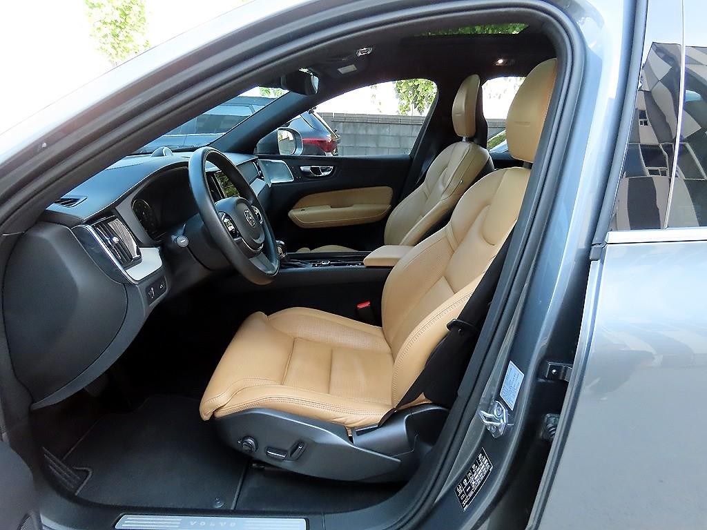 볼보 XC60 XC60(2세대) D4 AWD 인스크립션 이미지 5
