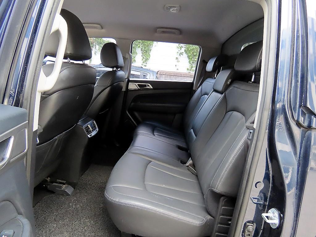 KG모빌리티(쌍용) 렉스턴 렉스턴 스포츠 4WD 디젤 2.2 프레스티지 이미지 6