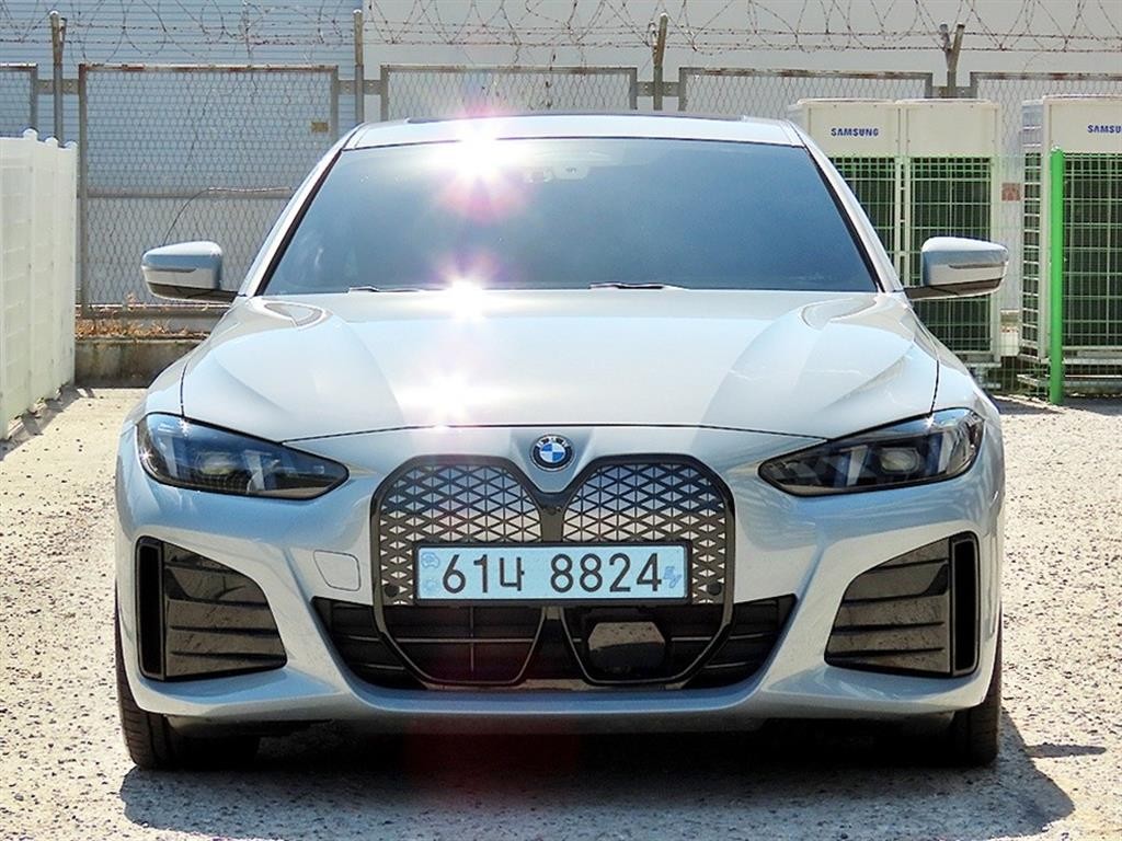 BMW i4 eDrive 40 M 스포츠 프로 이미지 1
