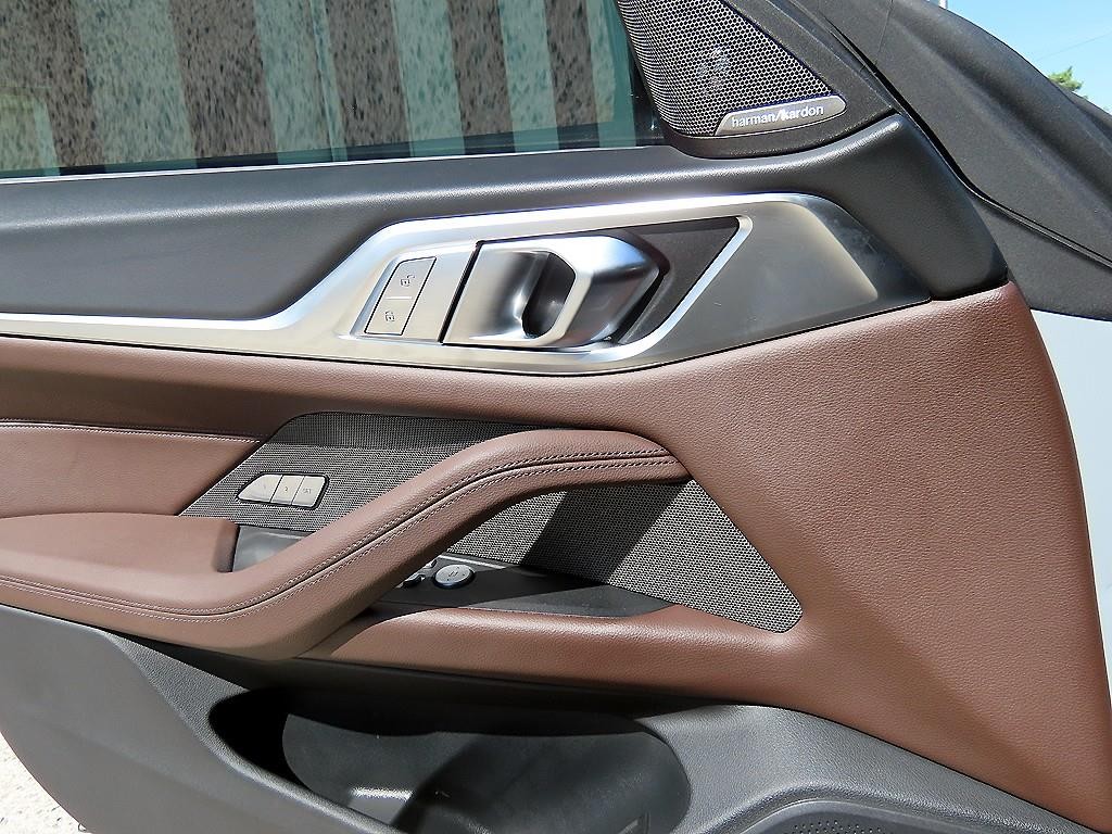 BMW i4 eDrive 40 M 스포츠 프로 이미지 12