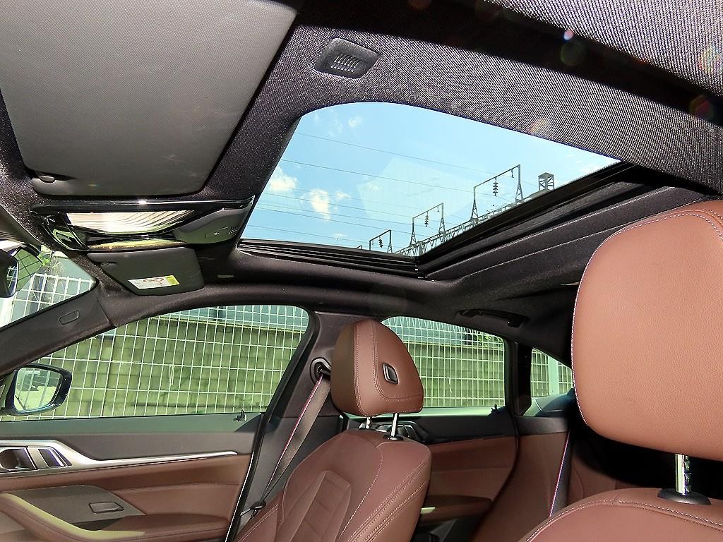 BMW i4 eDrive 40 M 스포츠 프로 이미지 16
