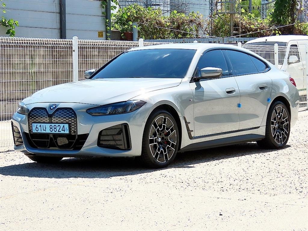 BMW i4 eDrive 40 M 스포츠 프로 이미지 2