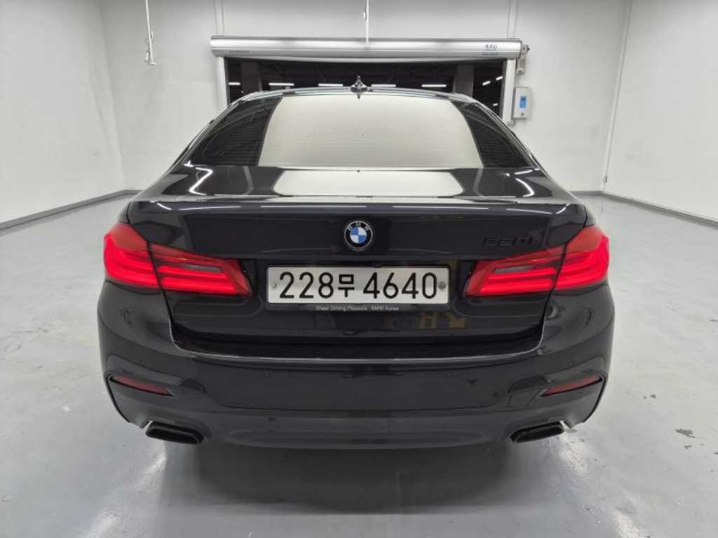 BMW 5시리즈 5시리즈 (G30) 520i M 스포츠 이미지 6