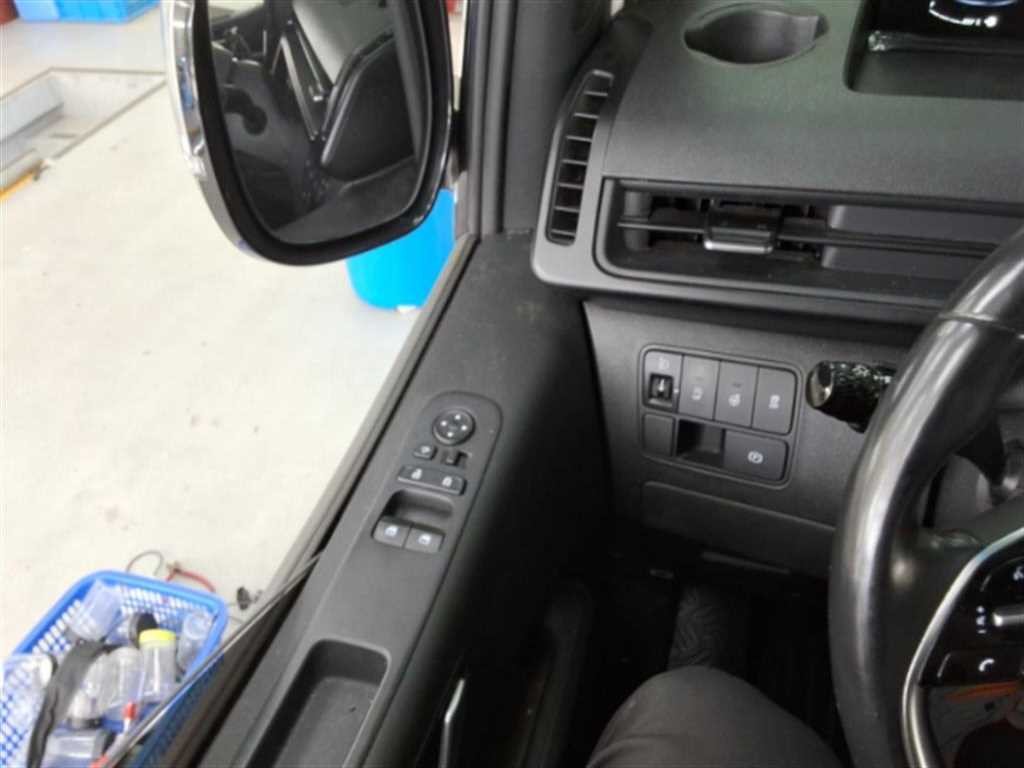 현대 스타리아 2WD 디젤 카고 모던 3인승 이미지 4