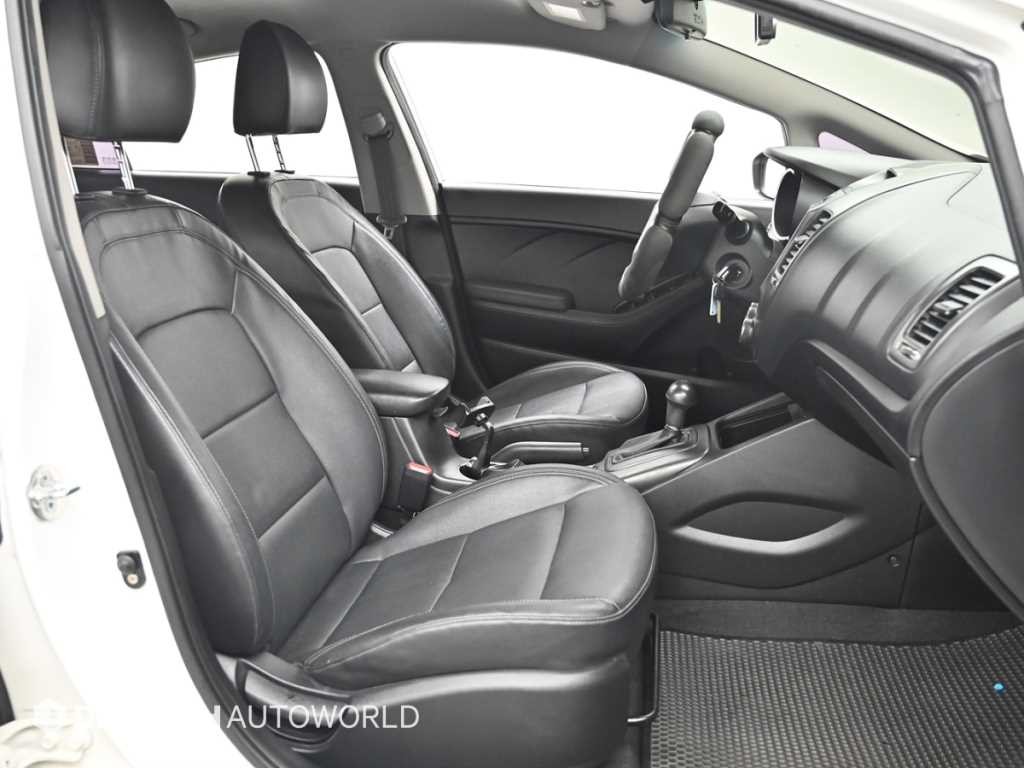 기아 K3 1.6 GDI 디럭스 이미지 10