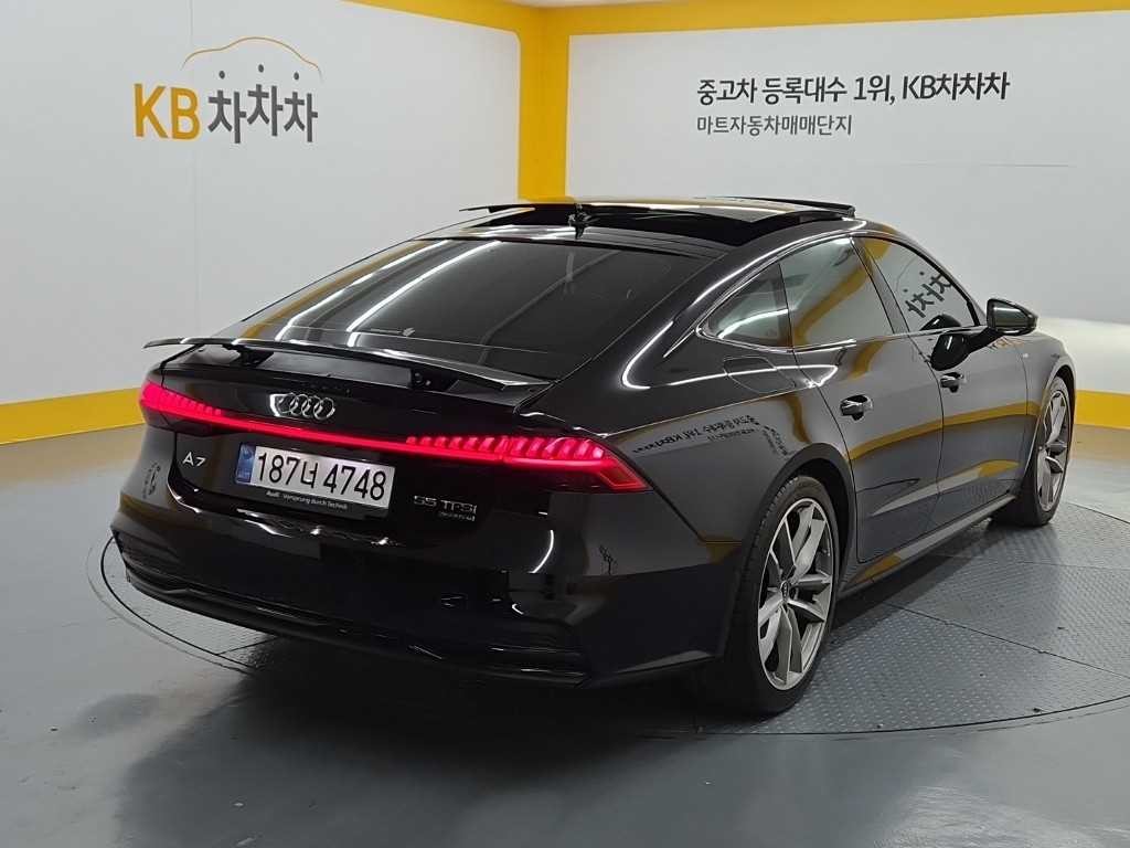 아우디 A7 A7 (4K) 55 TFSI 콰트로 프리미엄 이미지 2