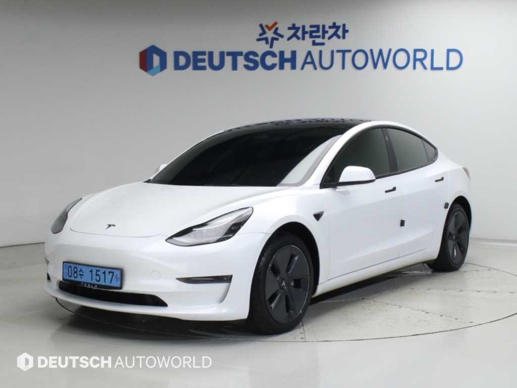 테슬라 모델 3 롱 레인지 이미지 1