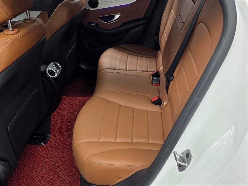 벤츠 GLC 클래스 GLC클래스 X253 GLC 220 d 4MATIC 쿠페 이미지 12