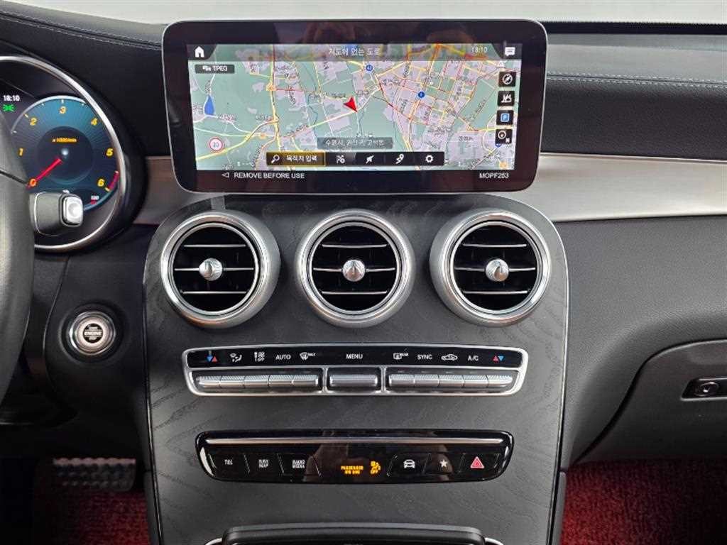 벤츠 GLC 클래스 GLC클래스 X253 GLC 220 d 4MATIC 쿠페 이미지 14
