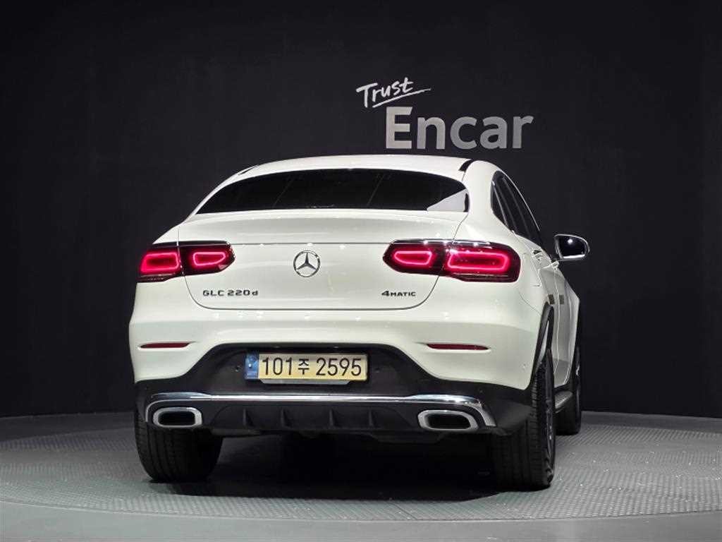 벤츠 GLC 클래스 GLC클래스 X253 GLC 220 d 4MATIC 쿠페 이미지 4