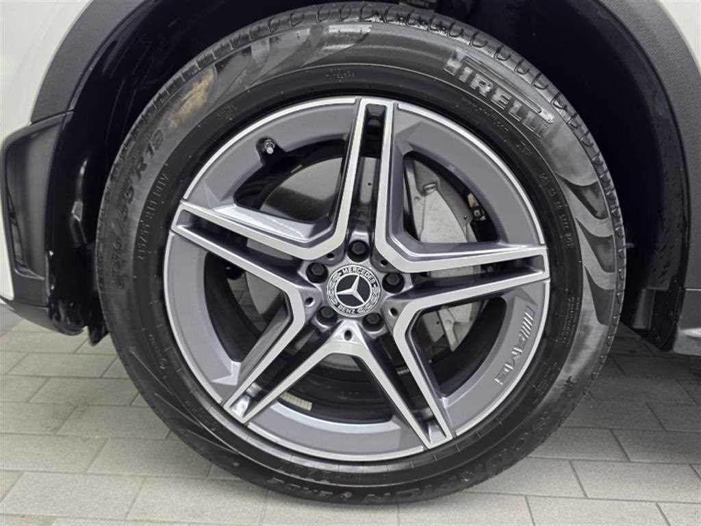 벤츠 GLC 클래스 GLC클래스 X253 GLC 220 d 4MATIC 쿠페 이미지 5